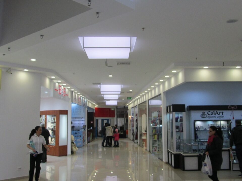 gallery-item